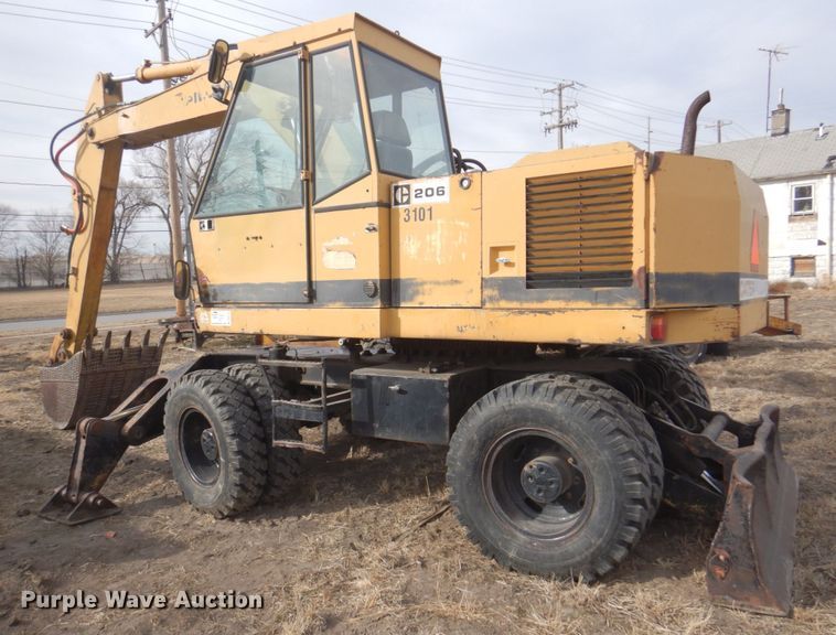 image for item DK8741 1985 Caterpillar 206  wheeled excavator