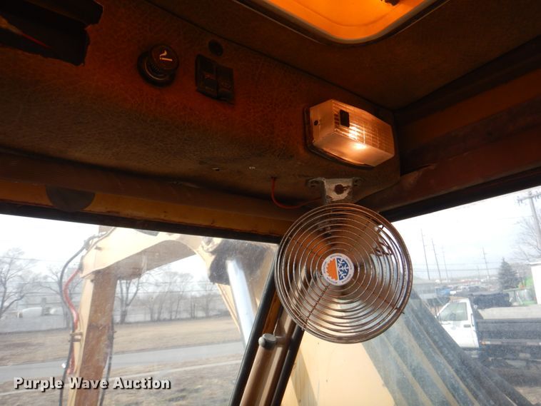 image for item DK8741 1985 Caterpillar 206  wheeled excavator