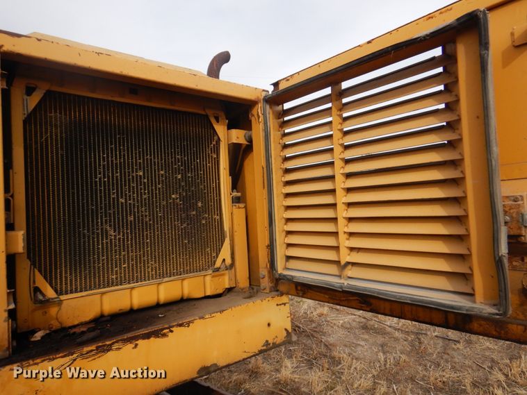 image for item DK8741 1985 Caterpillar 206  wheeled excavator