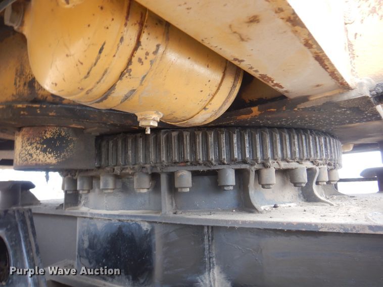 image for item DK8741 1985 Caterpillar 206  wheeled excavator