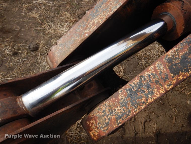 image for item DK8741 1985 Caterpillar 206  wheeled excavator