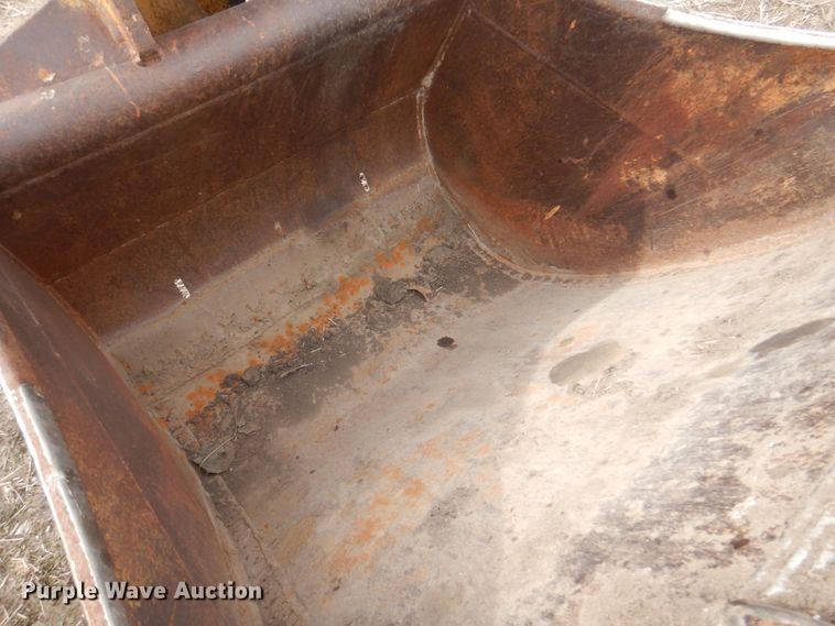 image for item DK8741 1985 Caterpillar 206  wheeled excavator