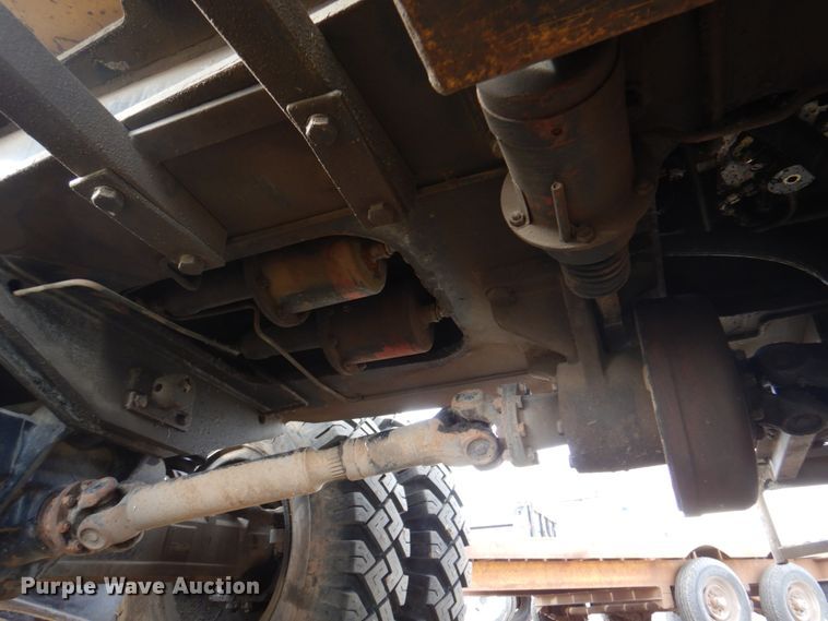 image for item DK8741 1985 Caterpillar 206  wheeled excavator