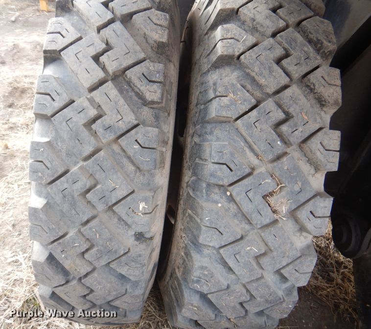 image for item DK8741 1985 Caterpillar 206  wheeled excavator