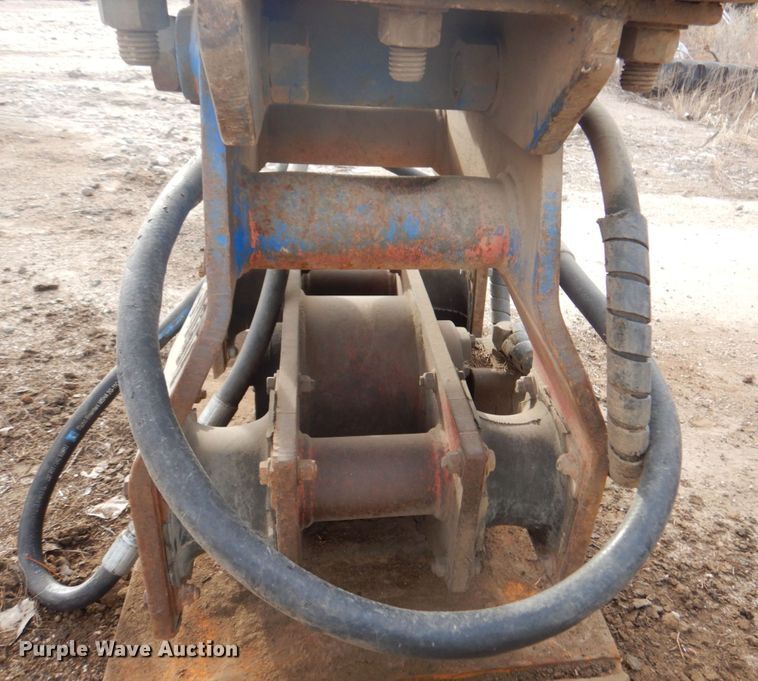 image for item DK8741 1985 Caterpillar 206  wheeled excavator