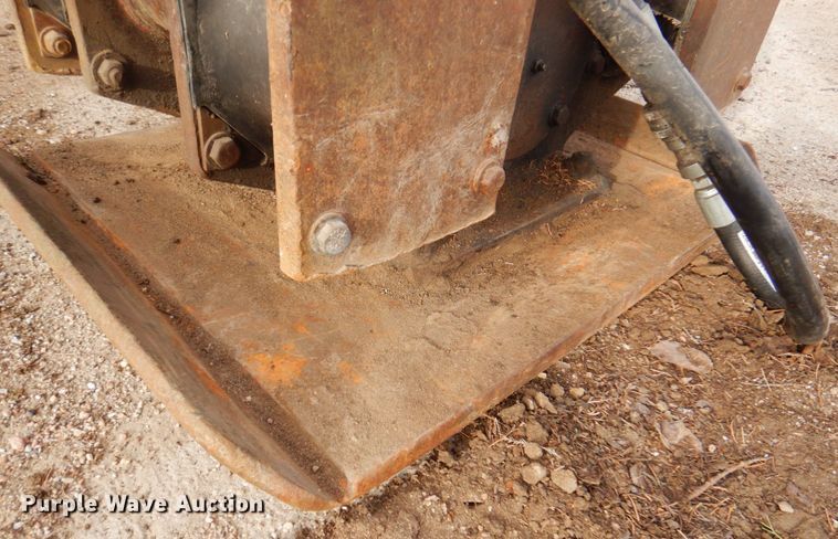 image for item DK8741 1985 Caterpillar 206  wheeled excavator