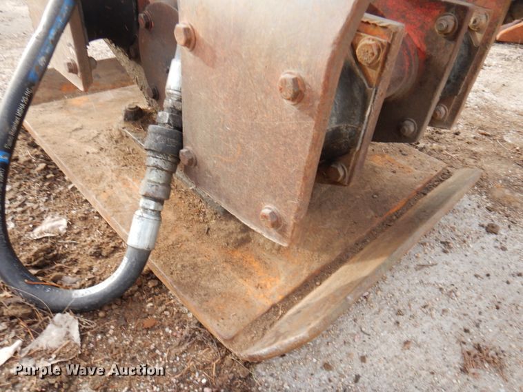 image for item DK8741 1985 Caterpillar 206  wheeled excavator