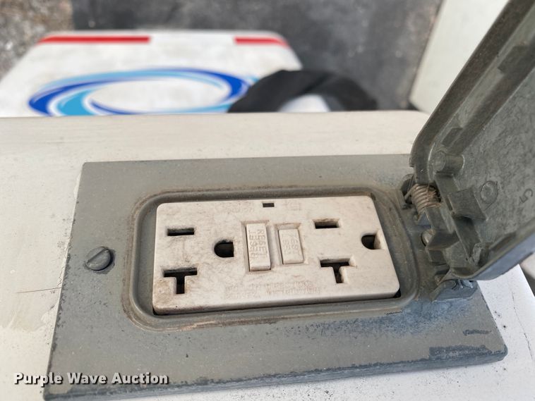 image for item DL1407 2008 Ford F450 Super Duty  bucket truck