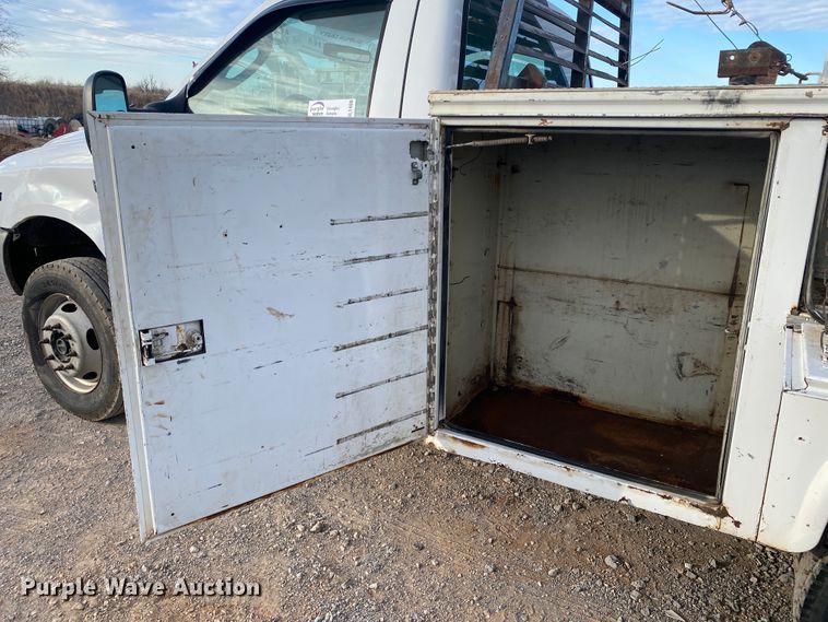 image for item DL1408 2004 Ford F450 Super Duty  utility / service truck