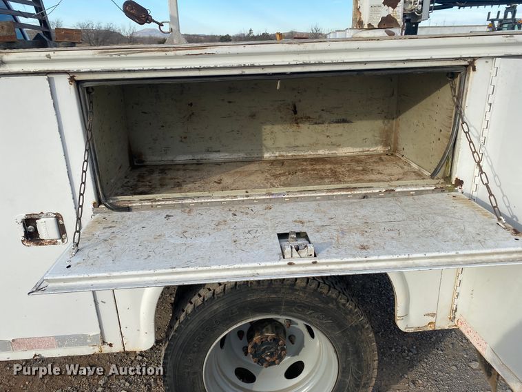 image for item DL1408 2004 Ford F450 Super Duty  utility / service truck