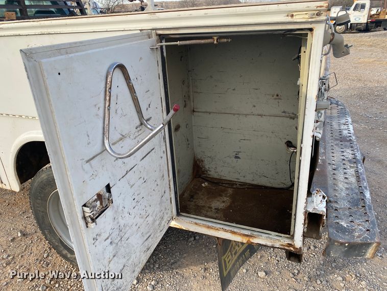 image for item DL1408 2004 Ford F450 Super Duty  utility / service truck