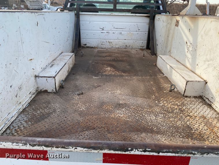 image for item DL1408 2004 Ford F450 Super Duty  utility / service truck