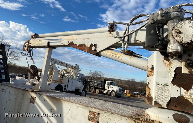 image for item DL1408 2004 Ford F450 Super Duty  utility / service truck