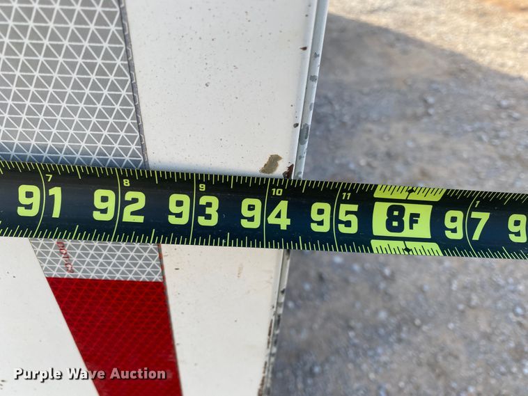 image for item DL1408 2004 Ford F450 Super Duty  utility / service truck