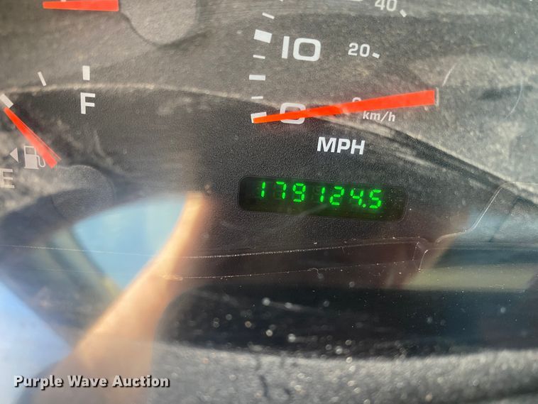 image for item DL1408 2004 Ford F450 Super Duty  utility / service truck