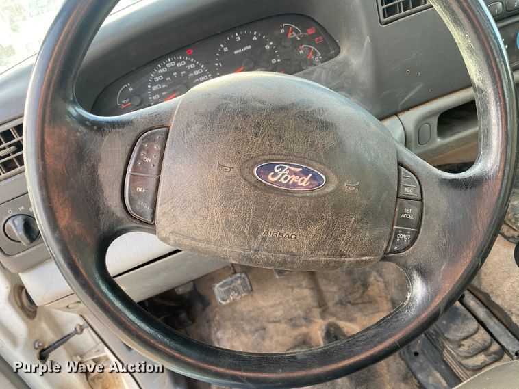 image for item DL1408 2004 Ford F450 Super Duty  utility / service truck