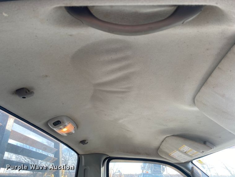 image for item DL1408 2004 Ford F450 Super Duty  utility / service truck