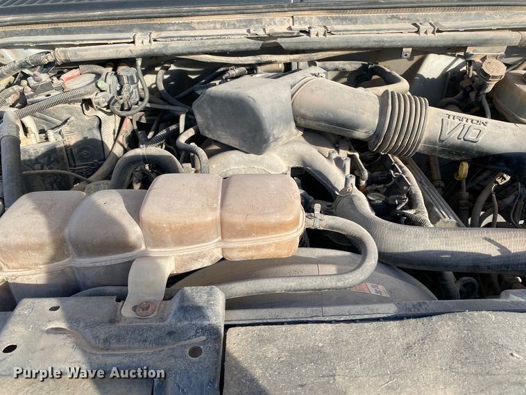 image for item DL1408 2004 Ford F450 Super Duty  utility / service truck