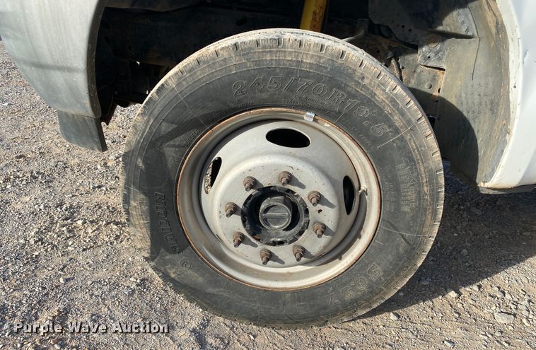 image for item DL1408 2004 Ford F450 Super Duty  utility / service truck