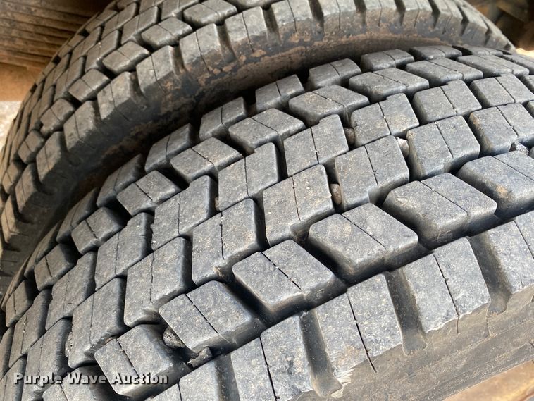 image for item DL1408 2004 Ford F450 Super Duty  utility / service truck