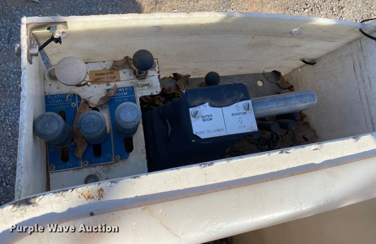 image for item DL1409 2011 Dodge Ram 5500  bucket truck