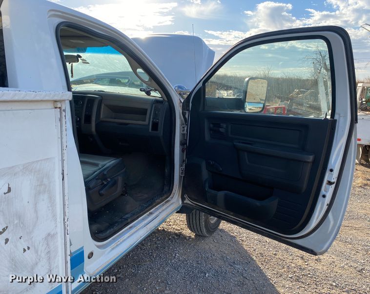 image for item DL1409 2011 Dodge Ram 5500  bucket truck