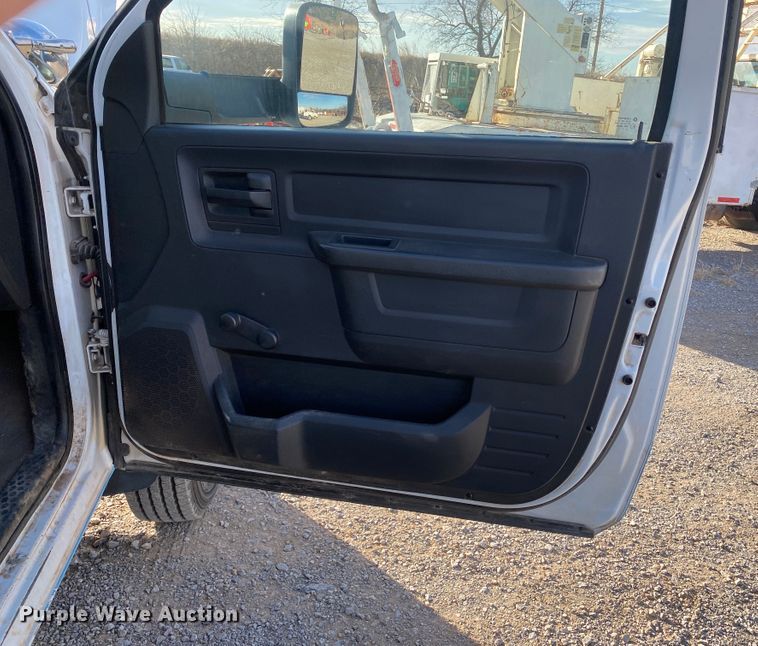 image for item DL1409 2011 Dodge Ram 5500  bucket truck