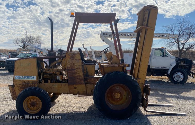 image for item DL1412 Case 585  forklift