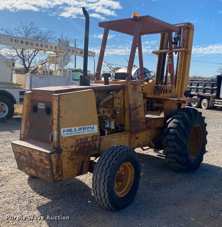 image for item DL1412 Case 585  forklift