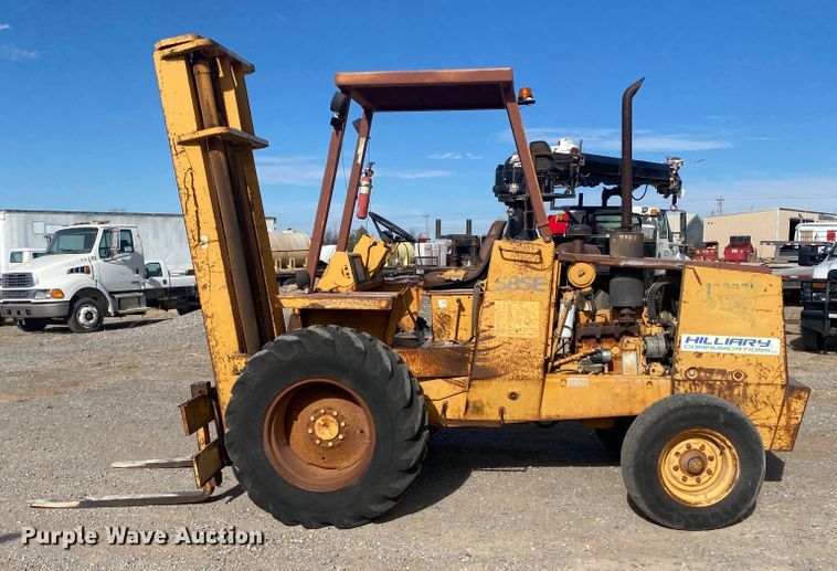 image for item DL1412 Case 585  forklift