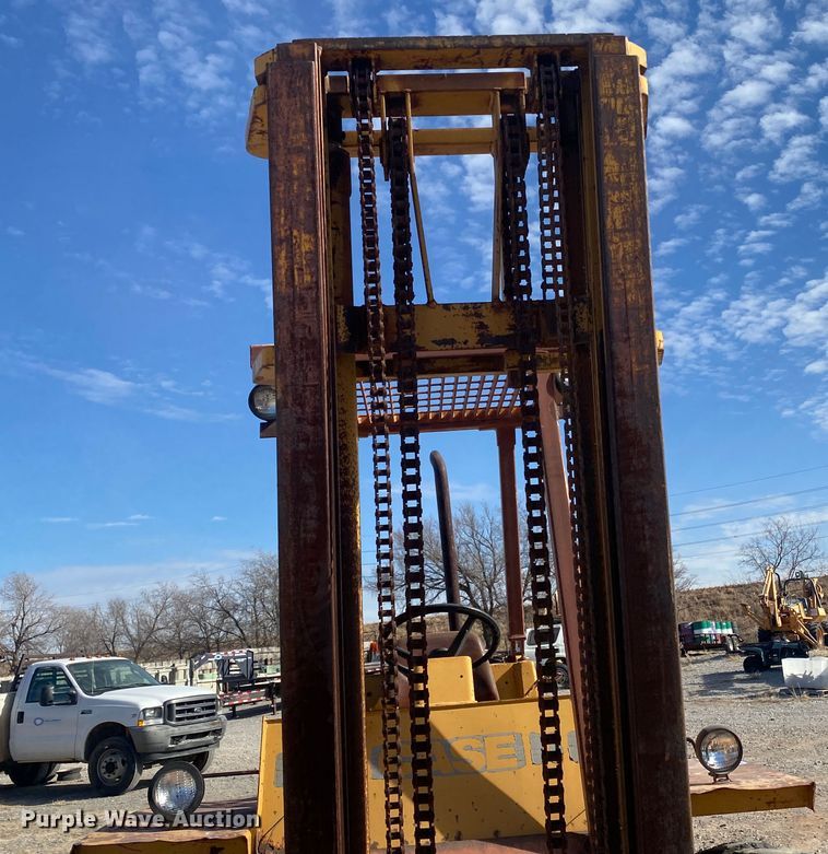 image for item DL1412 Case 585  forklift