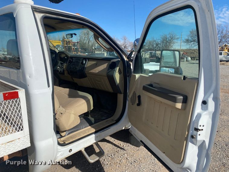 image for item DL1417 2009 Ford F550 Super Duty  bucket truck