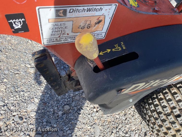 image for item DL1420 2016 Ditch Witch 100SX  cable plow