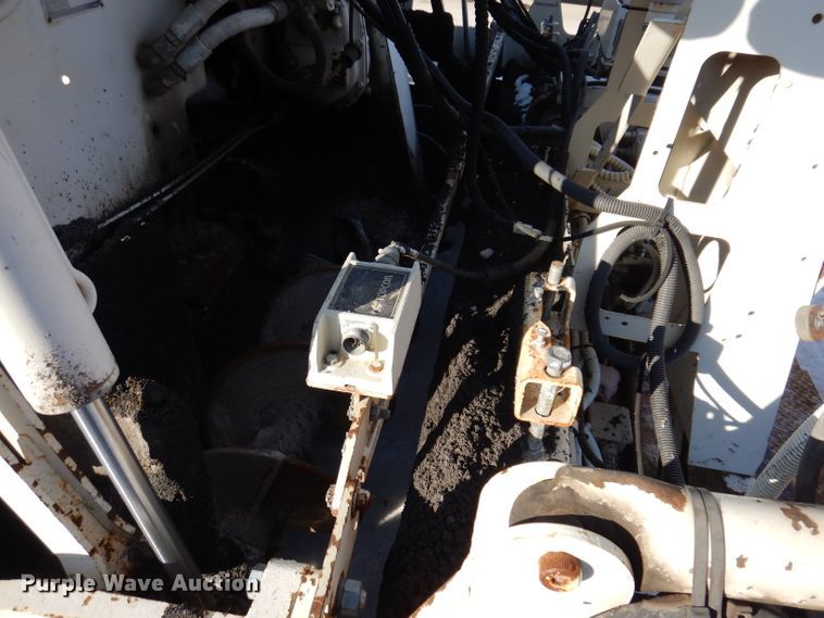 image for item DL5917 Cedarapids Grayhound CR462R  paver