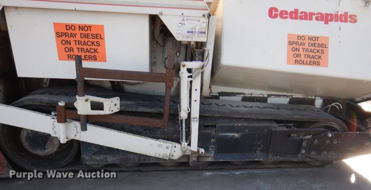 image for item DL5917 Cedarapids Grayhound CR462R  paver