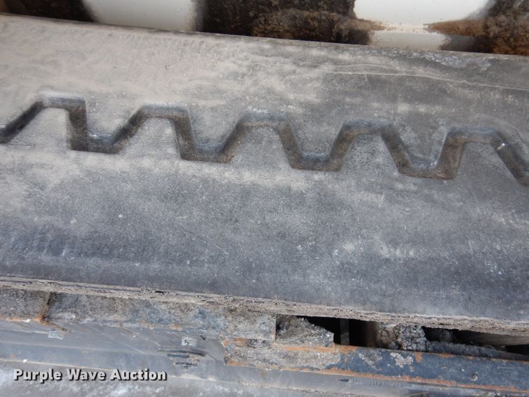 image for item DL5917 Cedarapids Grayhound CR462R  paver