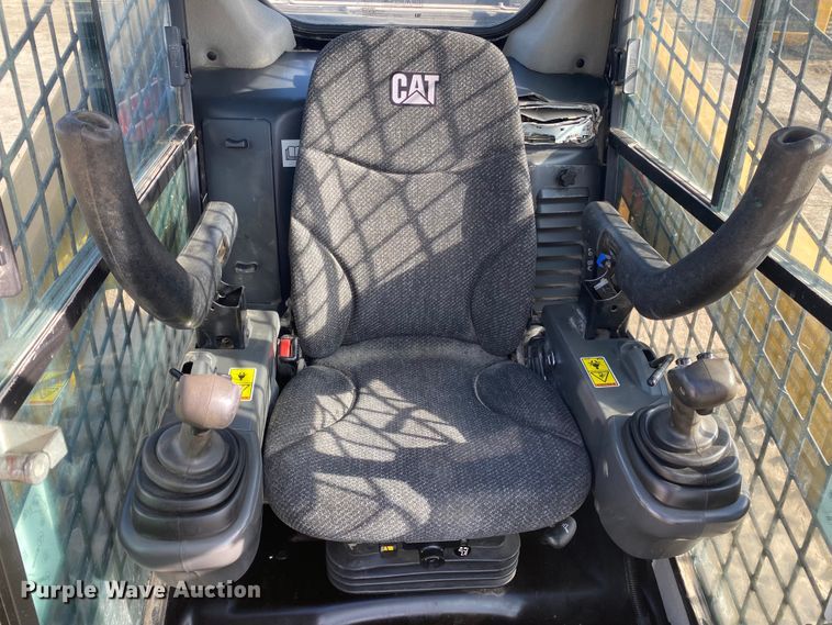 image for item DL6870 2018 Caterpillar 289D  tracked skid steer loader