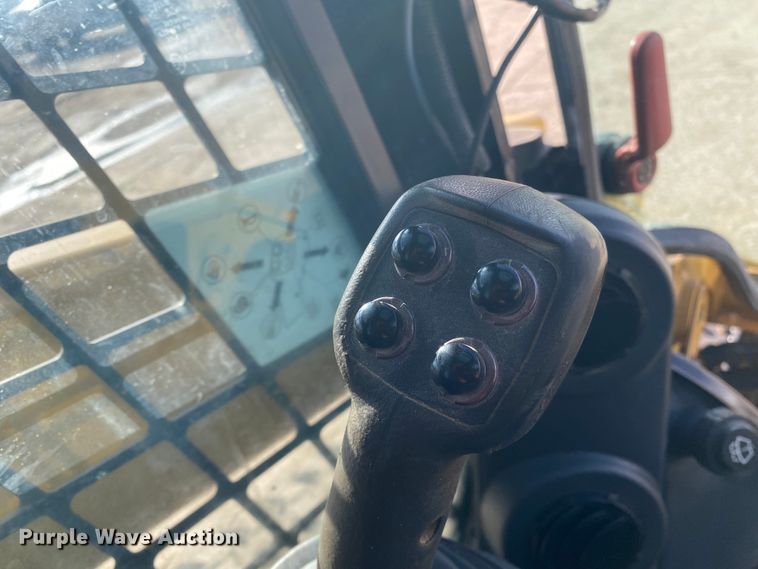 image for item DL6870 2018 Caterpillar 289D  tracked skid steer loader