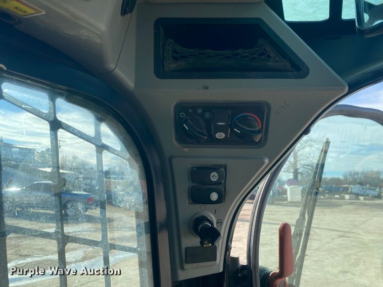 image for item DL6870 2018 Caterpillar 289D  tracked skid steer loader