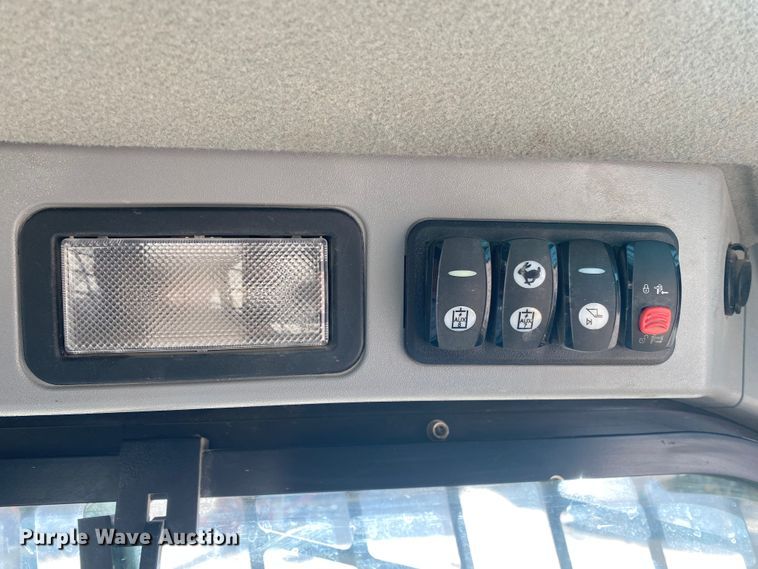 image for item DL6870 2018 Caterpillar 289D  tracked skid steer loader