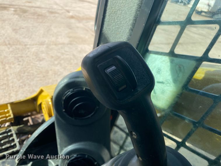 image for item DL6871 2016 Caterpillar 289D  tracked skid steer loader