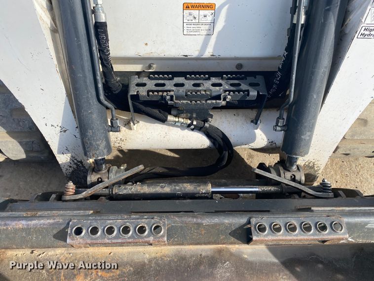 image for item DL6872 2019 Bobcat T870  tracked skid steer loader
