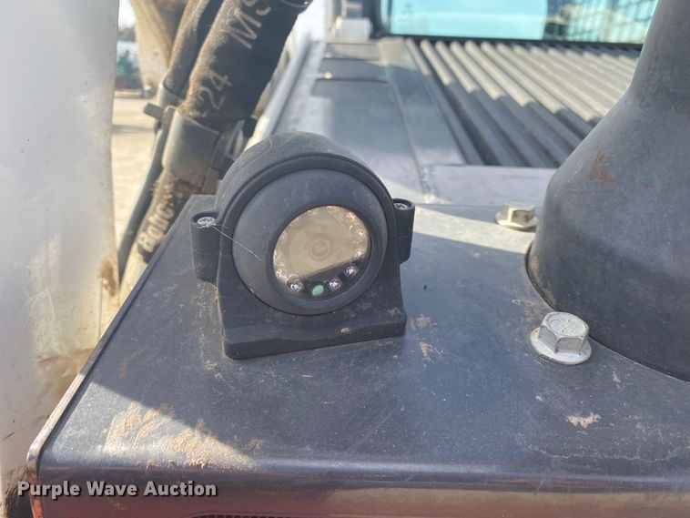 image for item DL6872 2019 Bobcat T870  tracked skid steer loader