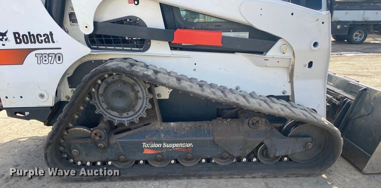 image for item DL6872 2019 Bobcat T870  tracked skid steer loader