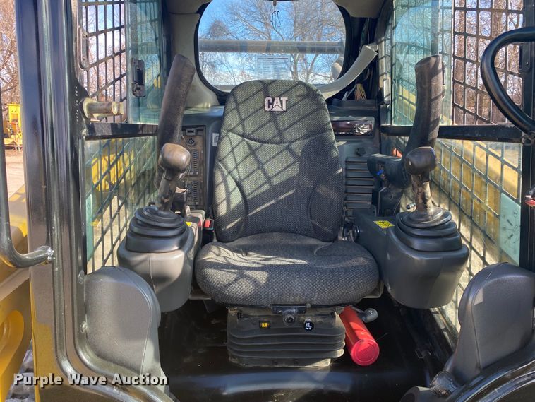 image for item DL6873 2016 Caterpillar 289D  tracked skid steer loader