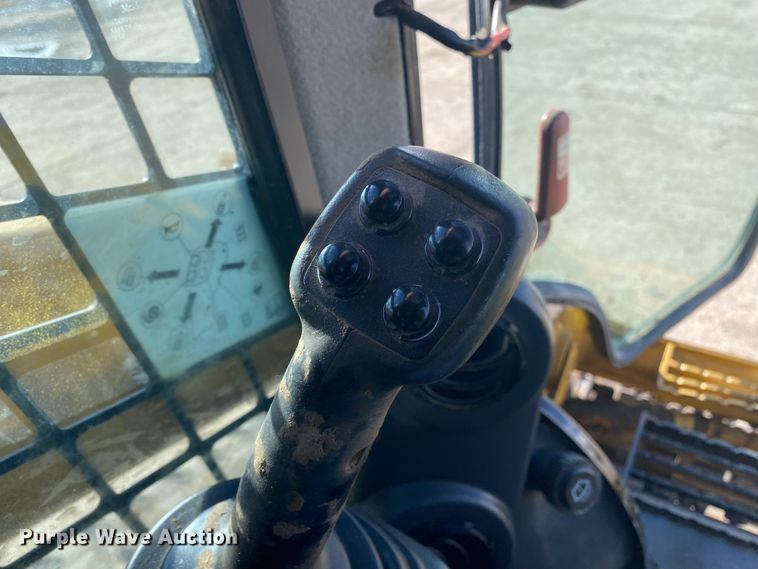 image for item DL6873 2016 Caterpillar 289D  tracked skid steer loader