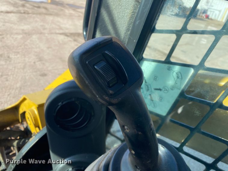 image for item DL6873 2016 Caterpillar 289D  tracked skid steer loader