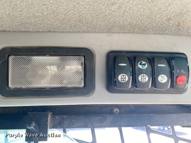 image for item DL6873 2016 Caterpillar 289D  tracked skid steer loader