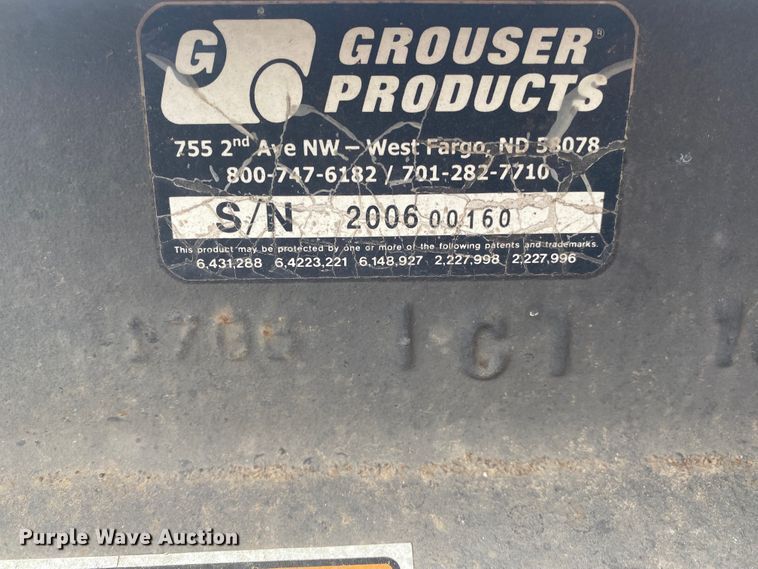 image for item DL6876 Grouser 1300 8'W skid steer blade