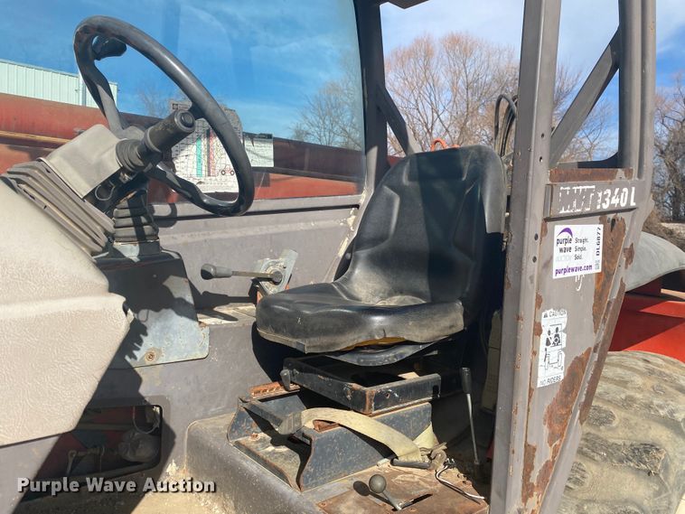 image for item DL6877 1999 Manitou MVT1340L  telehandler